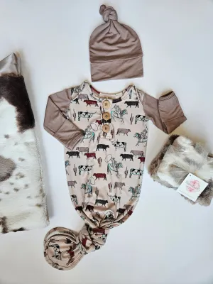 Bronco Knot Gown & Hat