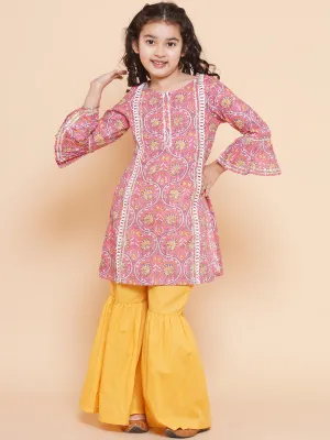 Girls Pink Floral Printed Panelled Pure Cotton Kurta With Sharara