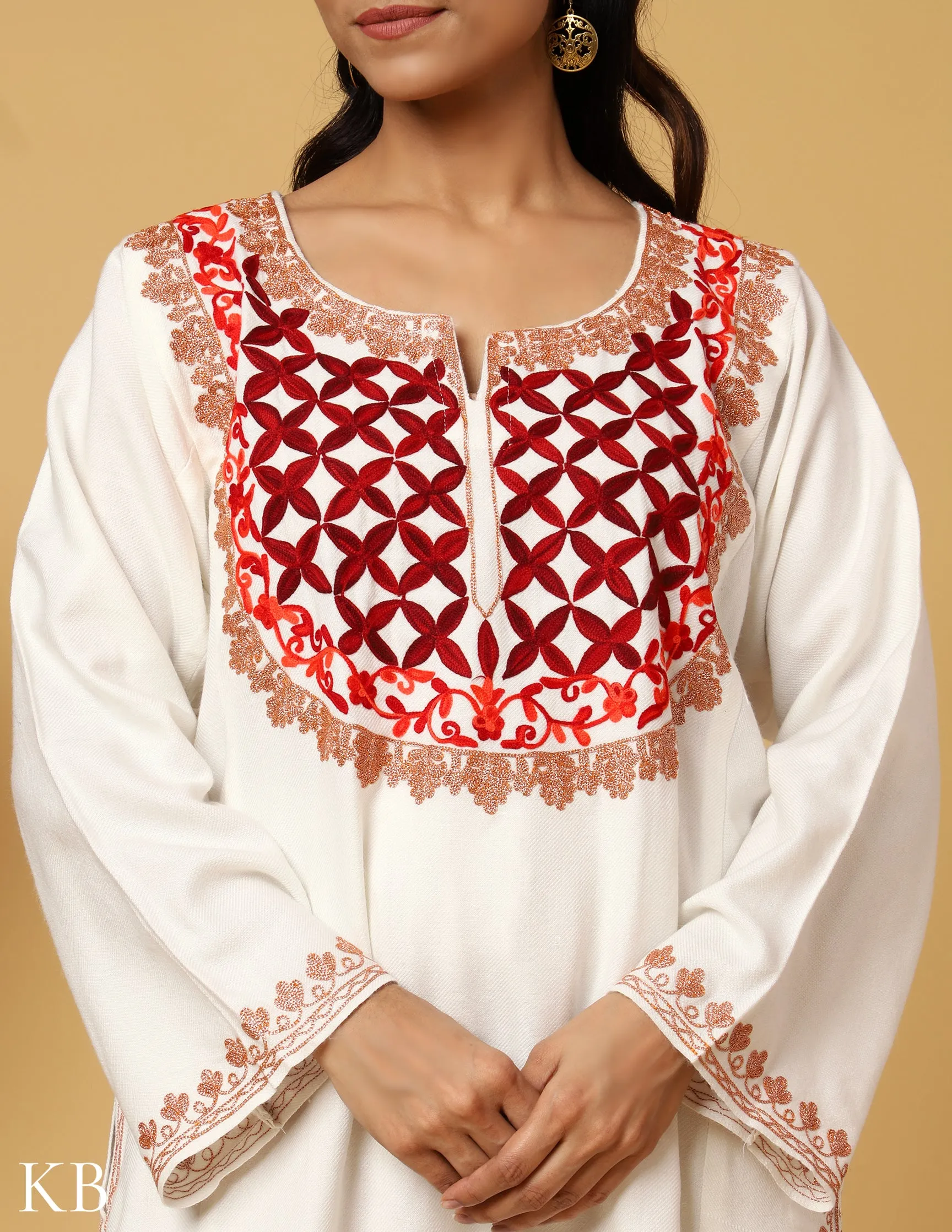 Ivory Elegant Zari Aari Embroidered Cashmilon Phiran