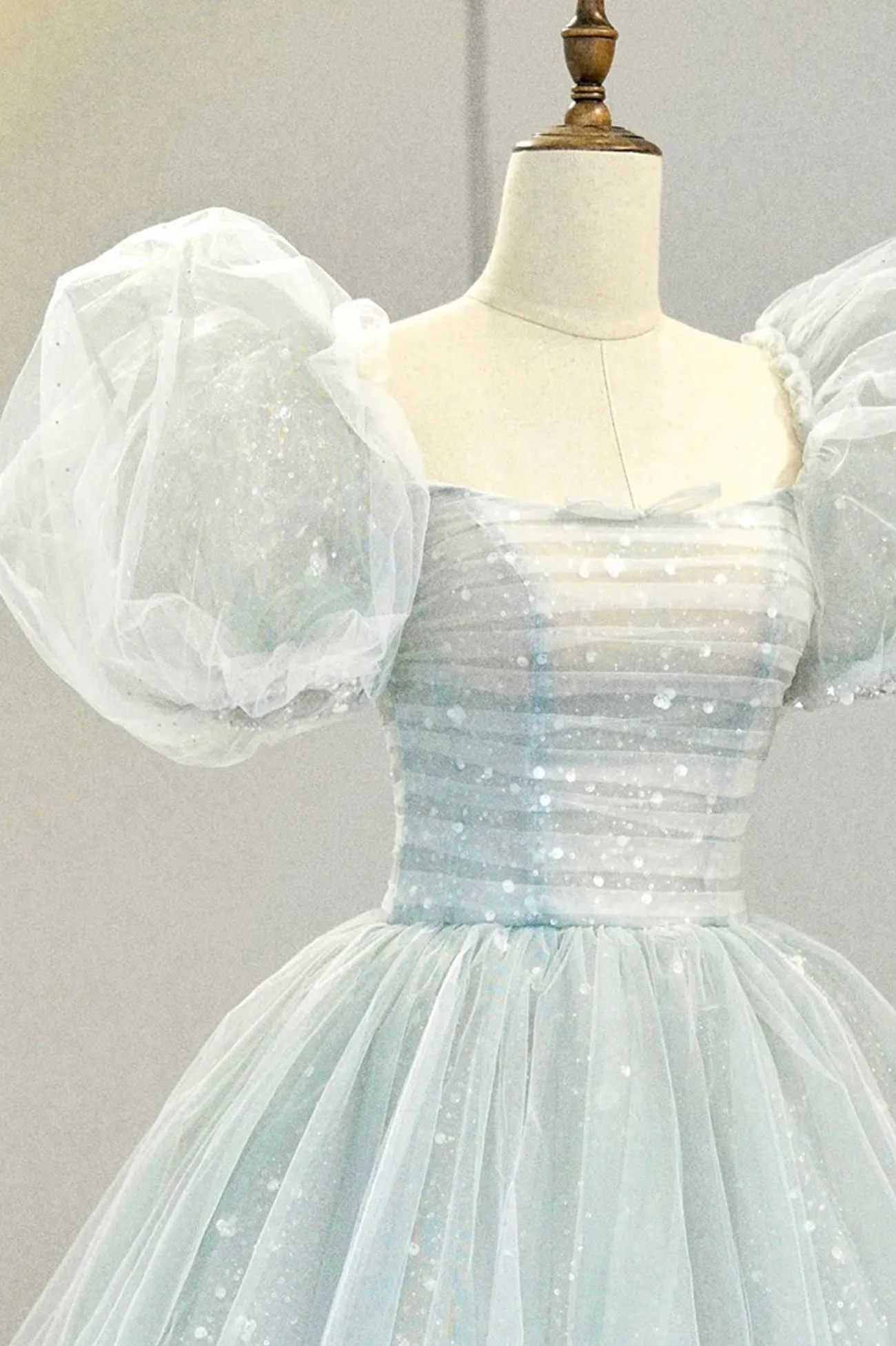Lovely Puff Sleeve Tulle Formal Evening Gown A-Line Long Prom Dress