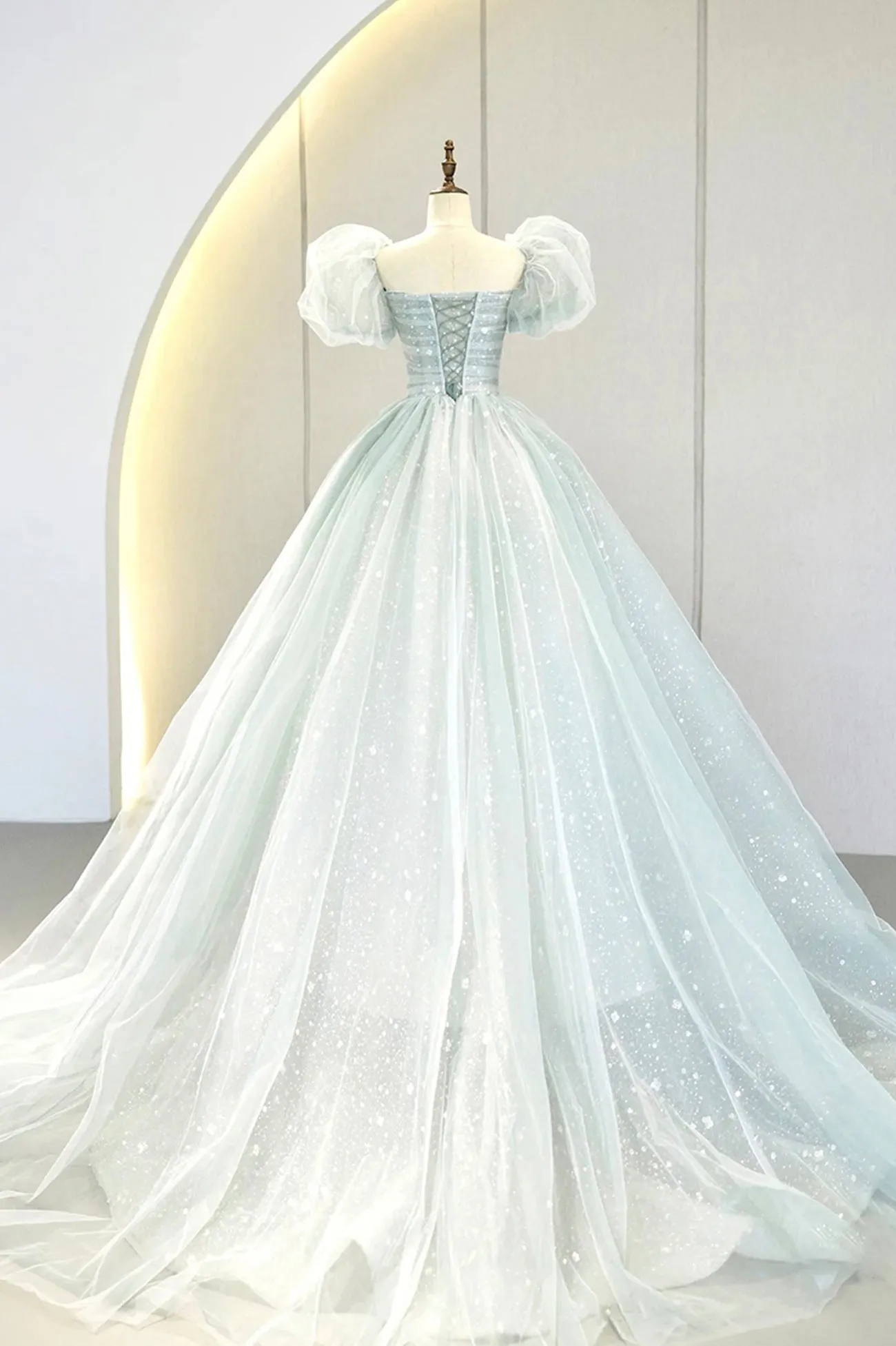 Lovely Puff Sleeve Tulle Formal Evening Gown A-Line Long Prom Dress