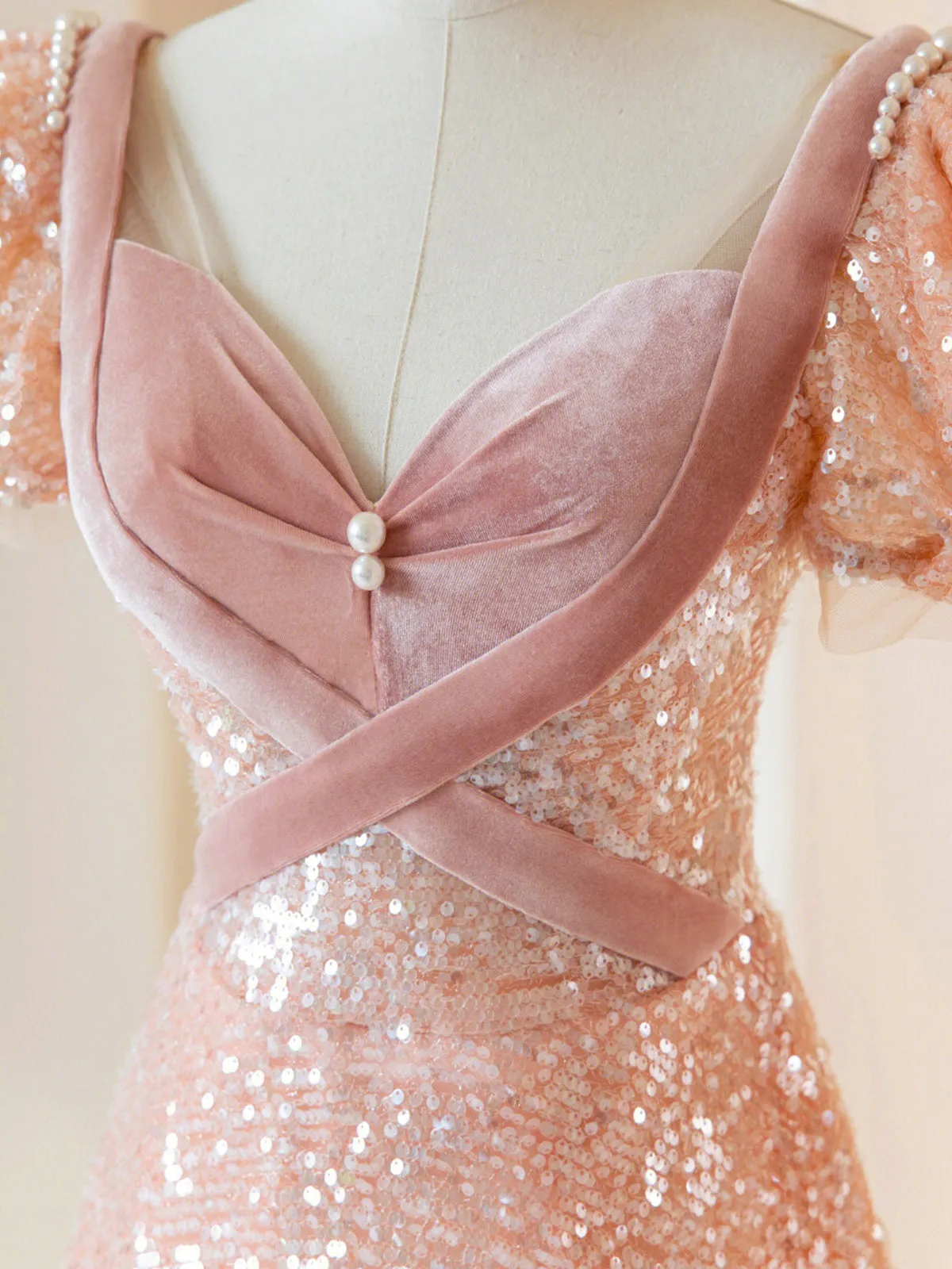 Pink Sequins Long Prom Dress Lovely A-Line Short Sleeve Evening Party Dress