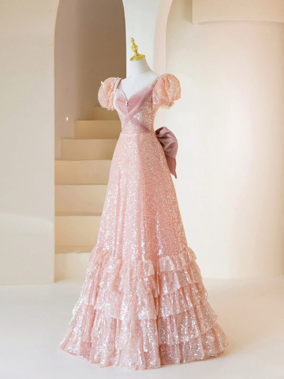 Pink Sequins Long Prom Dress Lovely A-Line Short Sleeve Evening Party Dress