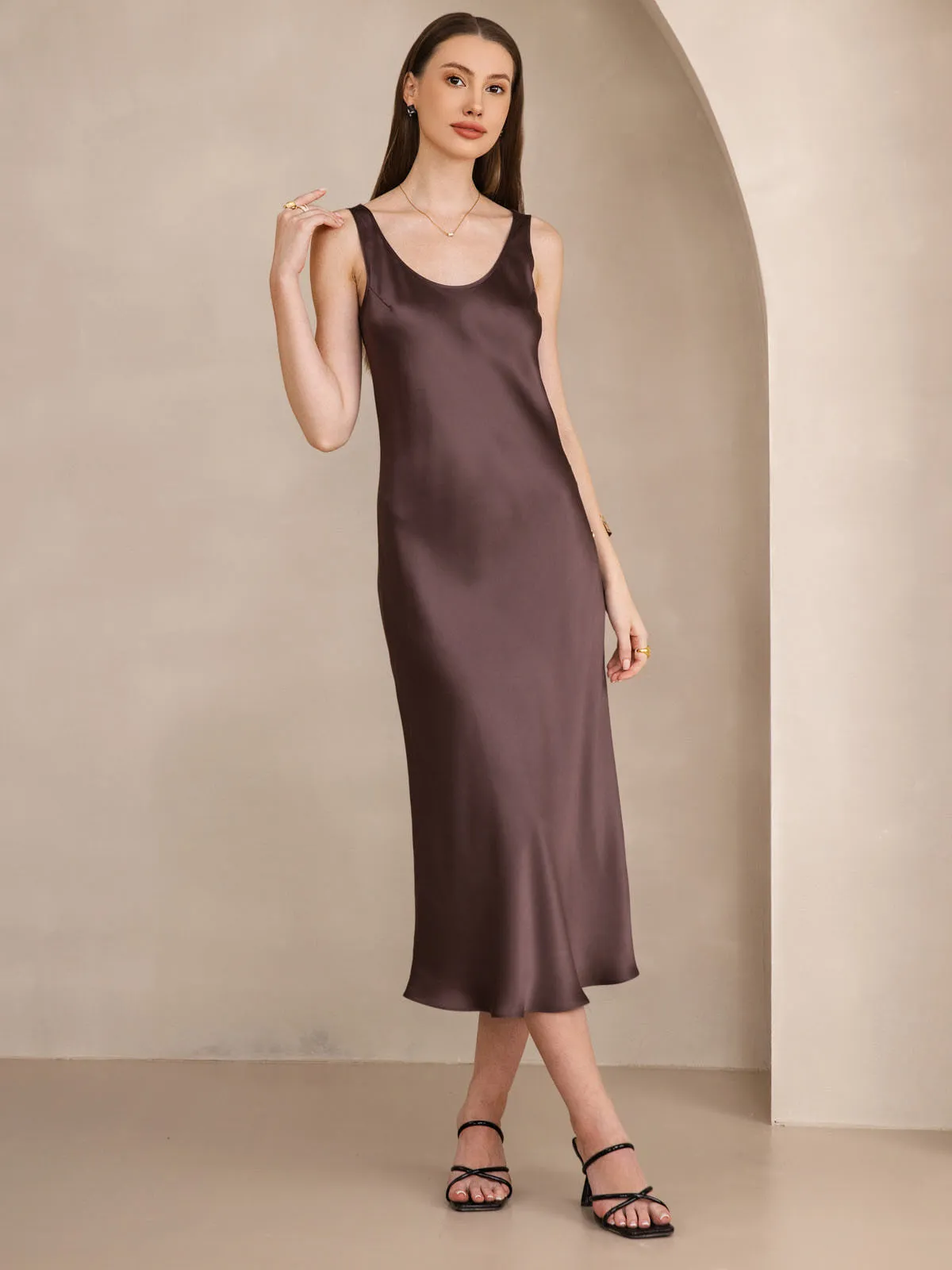Elegant Long Dress with Wide Straps in Solid Silk - Sleeveless Option