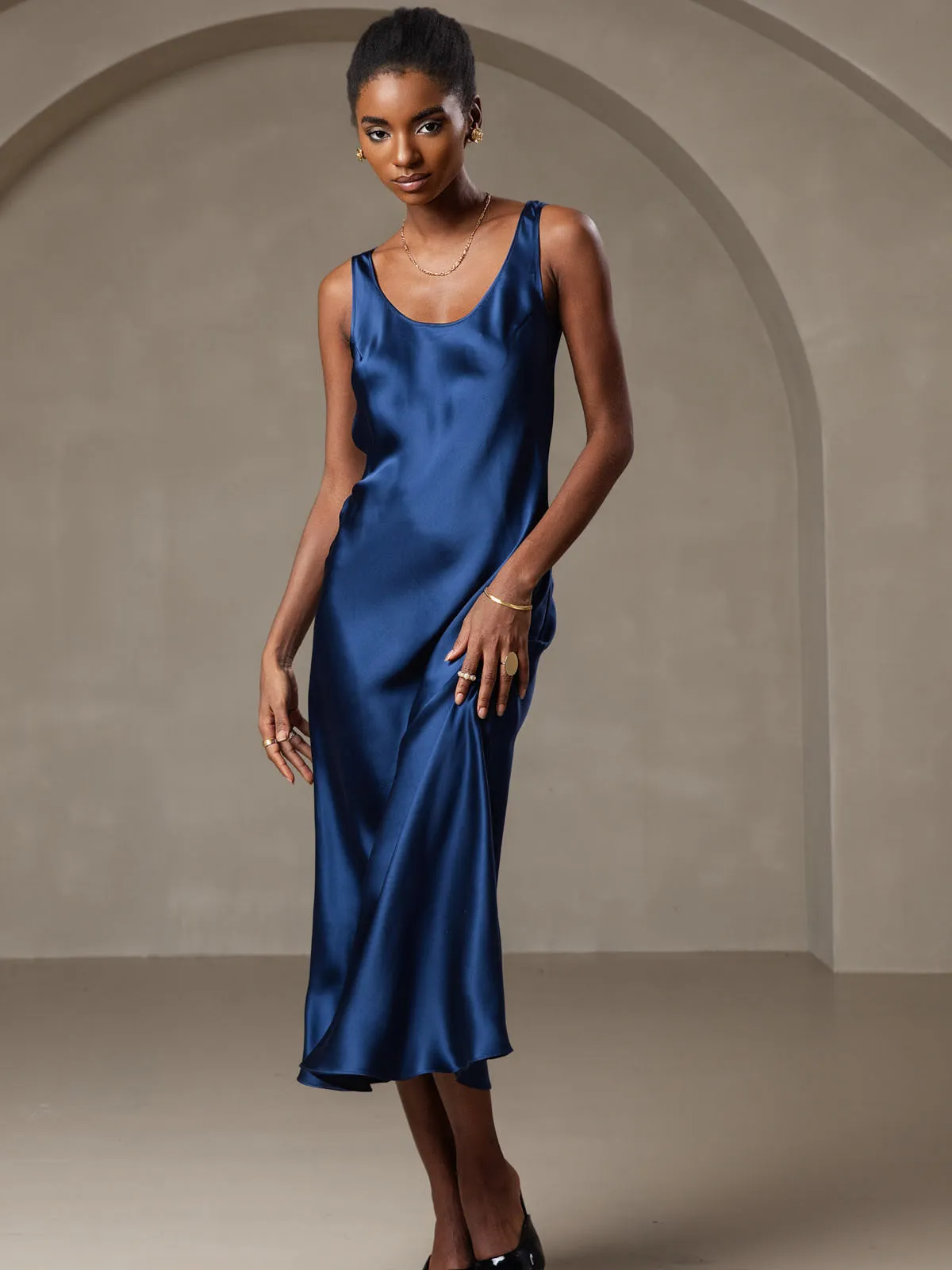 Elegant Long Dress with Wide Straps in Solid Silk - Sleeveless Option