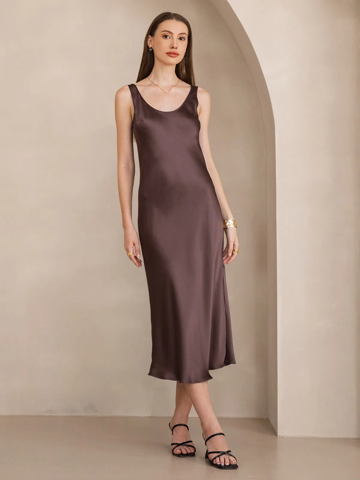 Elegant Long Dress with Wide Straps in Solid Silk - Sleeveless Option
