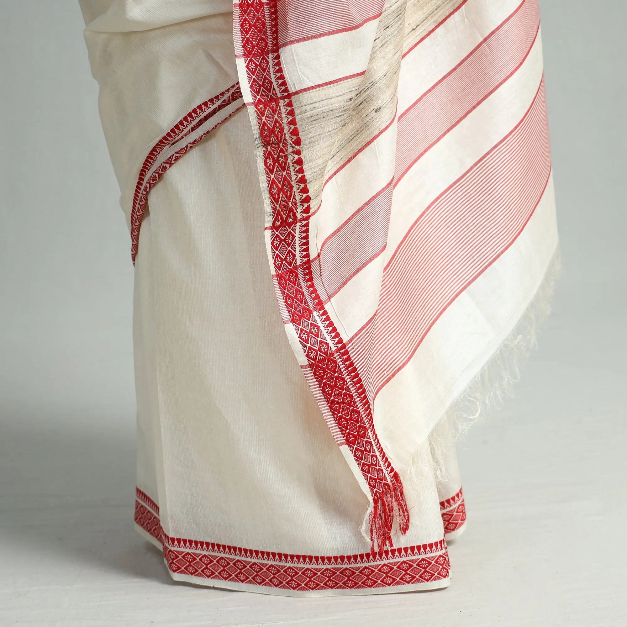 White - Traditional Vidarbha Tussar Silk Handloom Saree with Woven Border 126