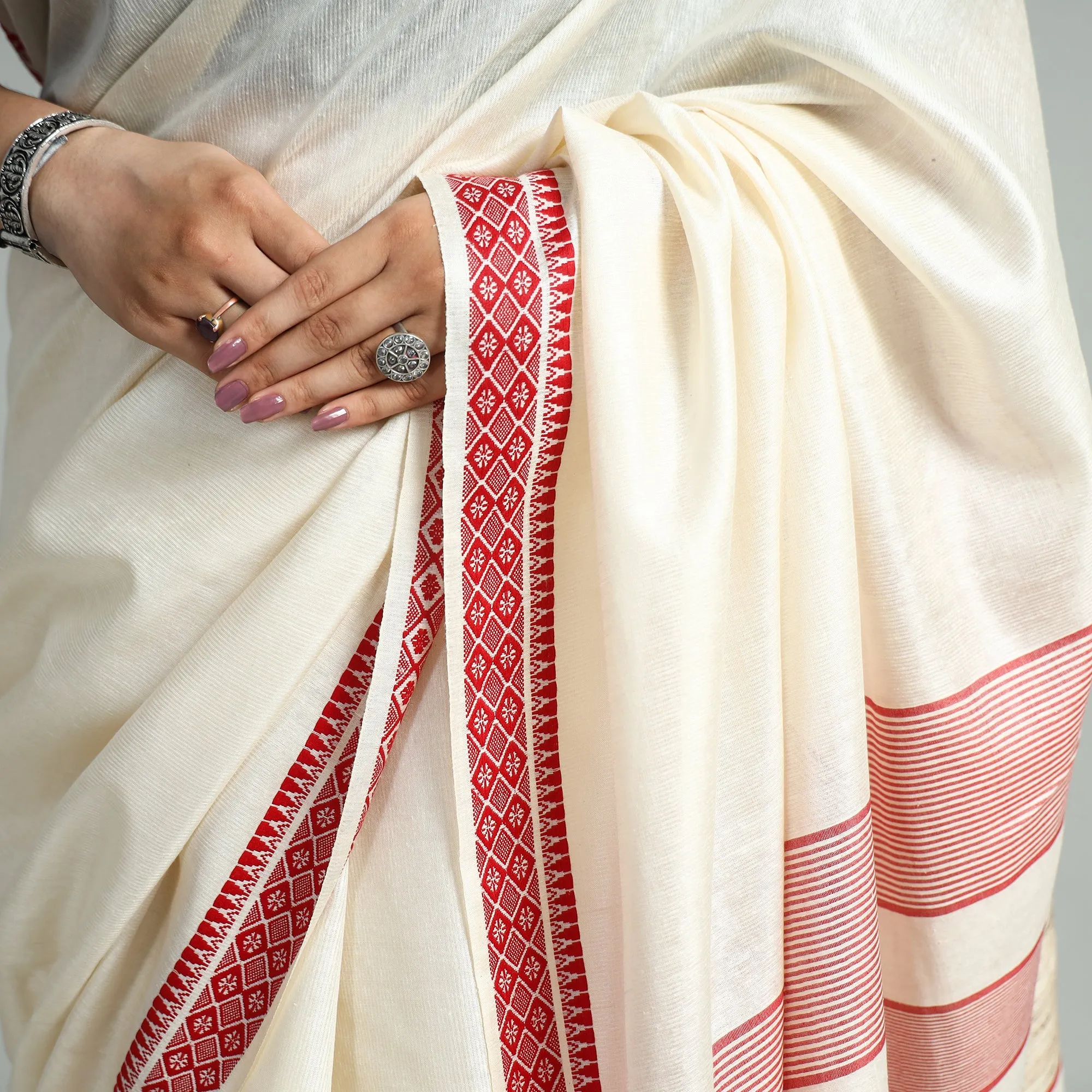 White - Traditional Vidarbha Tussar Silk Handloom Saree with Woven Border 126
